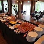 Westlake Otel 3*