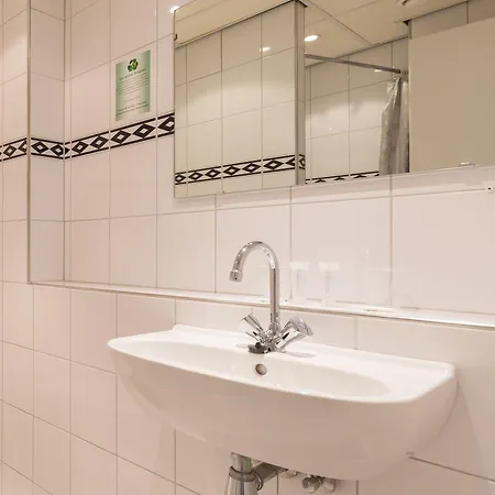New West Hotel 3*