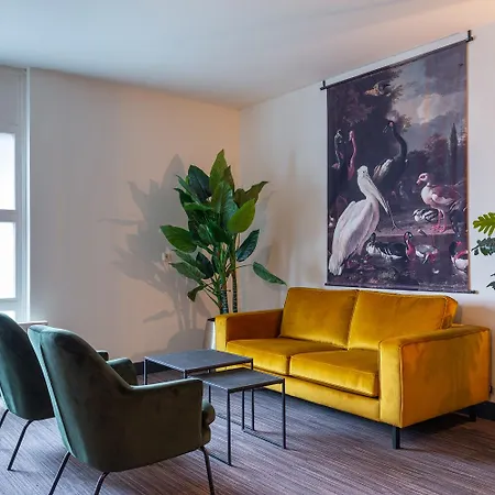 Hotel New West 3*
