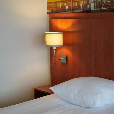 Westlake Hotel 3*